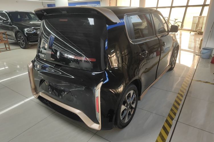 Used ORA White Cat 2022 Xiaoyue Mao Edition 360 km Luxury Model Lithium NMC Rear Right 45 Deg