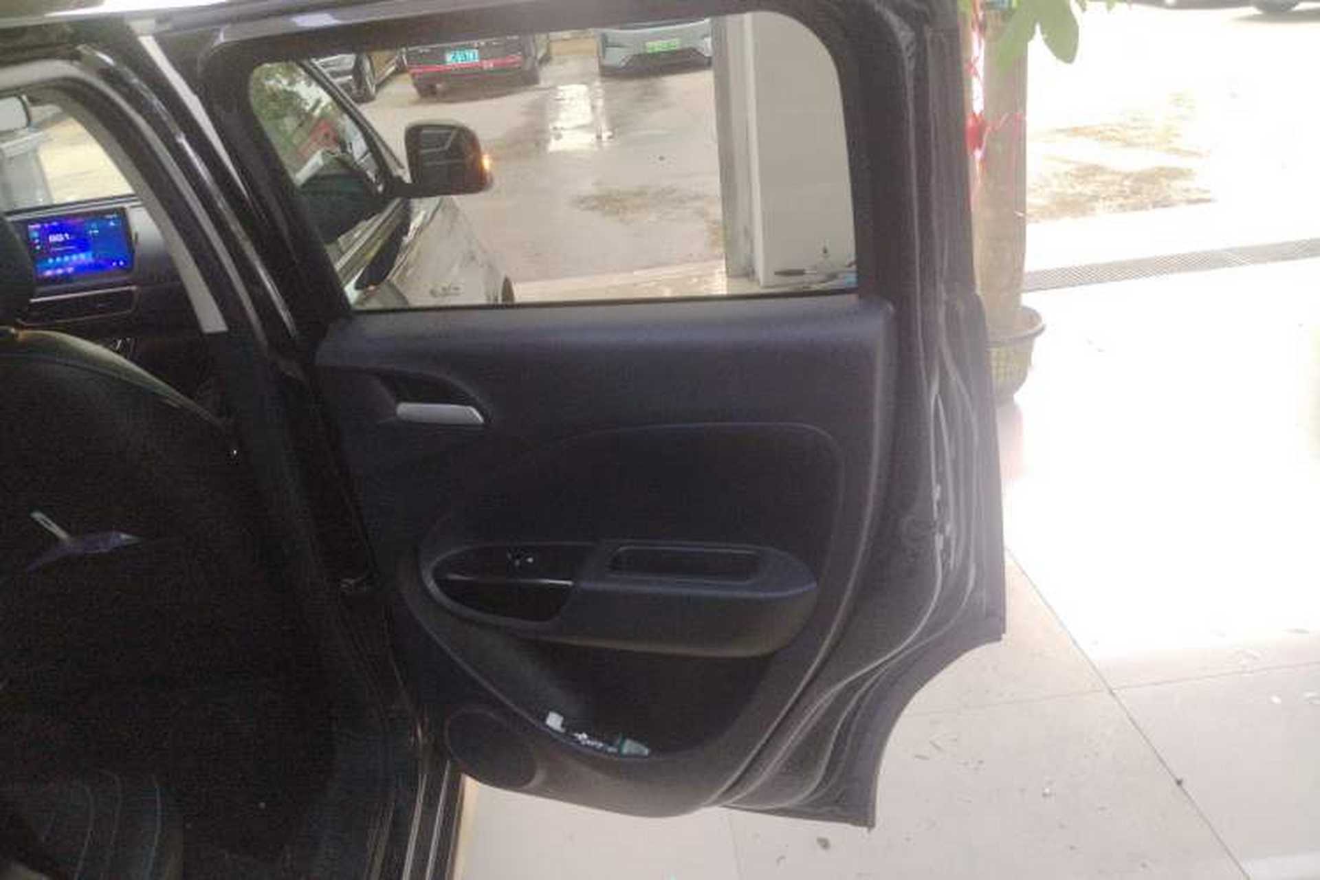 Used ORA White Cat 2022 Xiaoyue Mao Edition 401 km Flagship Model Lithium Ternary Right Rear Door Interior