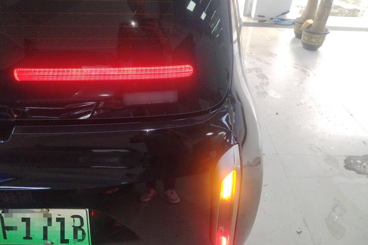 Used ORA White Cat 2022 Xiaoyue Mao Edition 401 km Flagship Model Lithium Ternary Right Rear Taillight