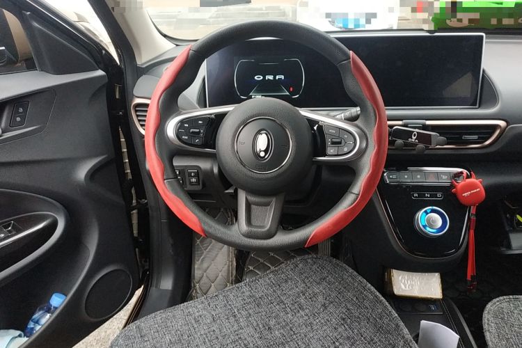 Used ORA White Cat 2022 Xiao Yean Cat Edition 360km Deluxe Model Ternary Lithium Steering Wheel
