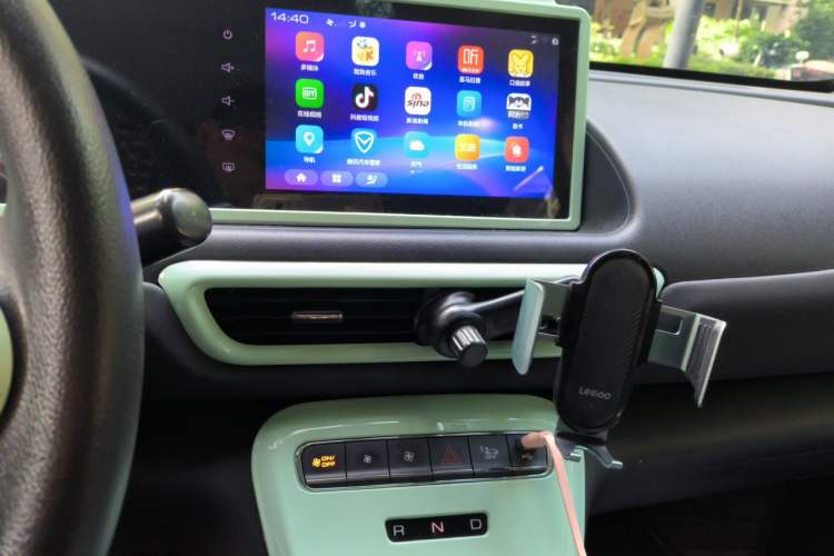 Used ORA White Cat 2022 Xiaoyue Mao Edition 360 km Luxury Model Lithium NMC Audio And AC Panel