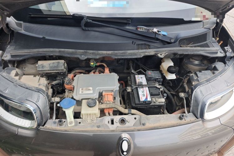 Used ORA White Cat 2022 Xiaoyue Mao Edition 401 km Flagship Model Lithium Ternary Engine Bay