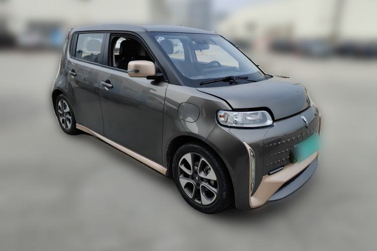 Used ORA White Cat 2022 Xiaoyue Mao Edition 360 km Luxury Model Lithium NMC Front Right 45 Deg