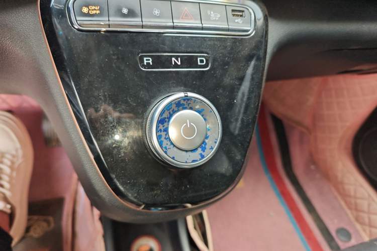 Used ORA White Cat 2022 Xiaoyue Mao Edition 401 km Flagship Model Lithium Ternary Gear Lever