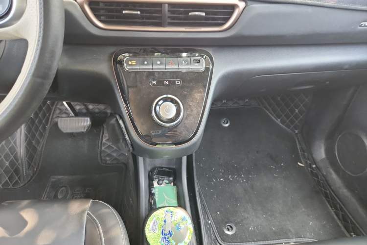 Used ORA White Cat 2022 Xiaoyue Mao Edition 401 km Flagship Model Lithium Ternary Gear Lever