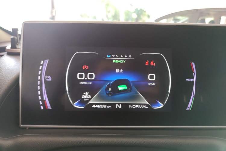 Used ORA White Cat 2022 Upgraded Model 305km Comfort Version Lithium-Ion Battery Instrument Cluster
