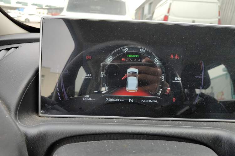 Used ORA White Cat 2022 Xiaoyue Mao Edition 360 km Luxury Model Lithium NMC Instrument Cluster