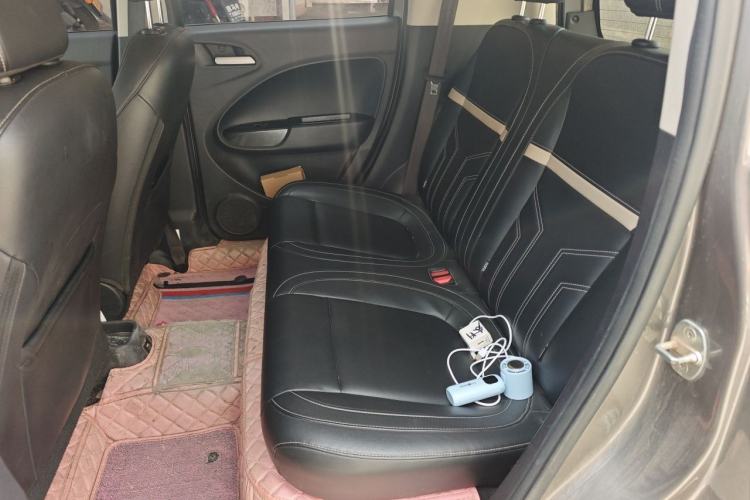Used ORA White Cat 2022 Xiaoyue Mao Edition 401 km Flagship Model Lithium Ternary Left Rear Seat