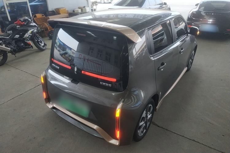 Used ORA White Cat 2022 Xiaoyue Mao Edition 401 km Flagship Model Lithium Ternary Rear Right 45 Deg