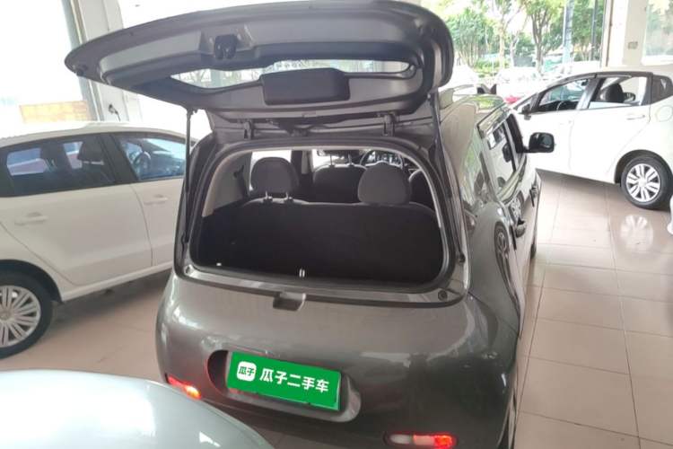 Used ORA White Cat 2022 Upgraded Model 305km Comfort Version Lithium-Ion Battery Trunk