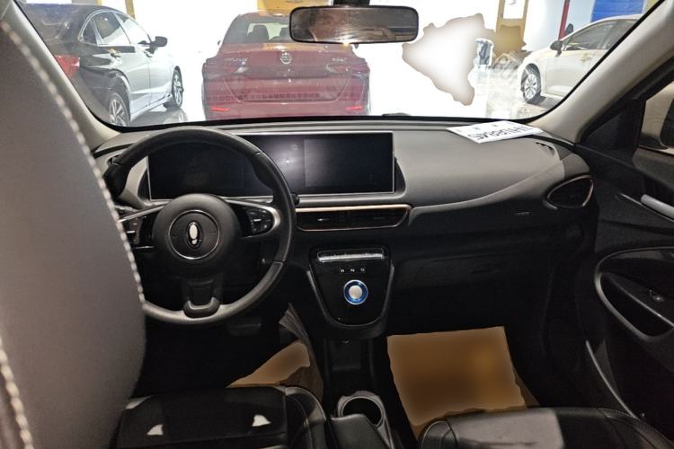 Used ORA White Cat 2022 Xiaoyue Mao Edition 360 km Luxury Model Lithium NMC Center Console