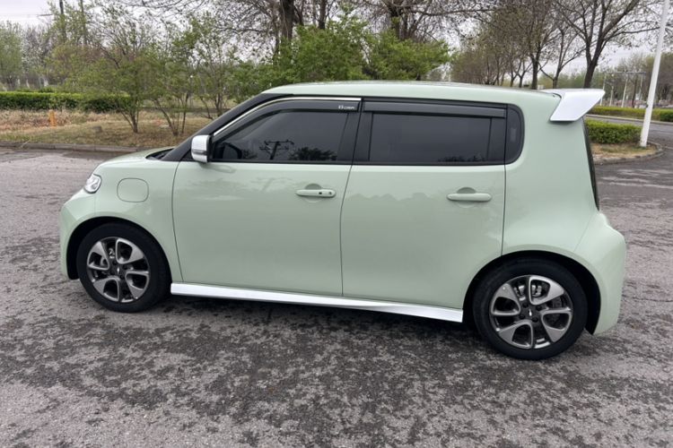 Used ORA White Cat 2022 Xiaoyue Mao Edition 360 km Luxury Model Lithium NMC Exterior 8