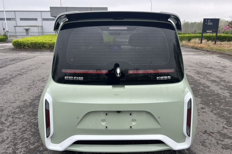 Used ORA White Cat 2022 Xiaoyue Mao Edition 360 km Luxury Model Lithium NMC Exterior 9