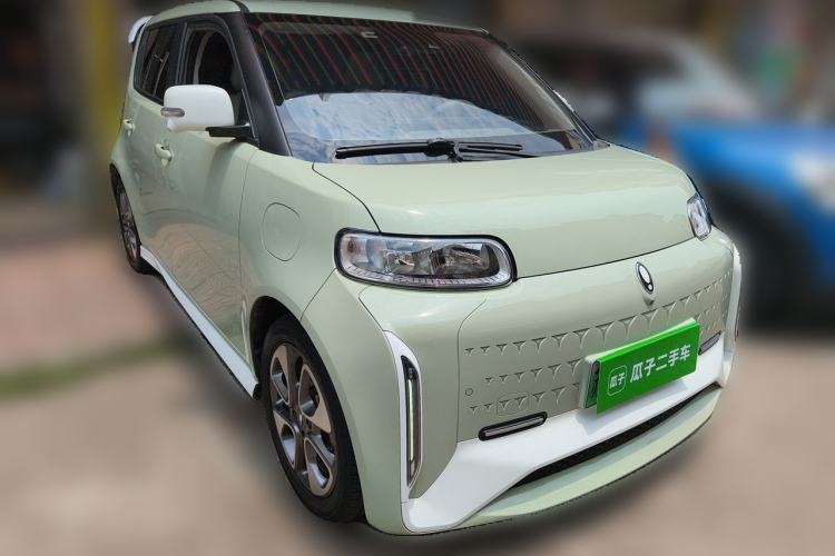 Used ORA White Cat 2022 Xiaoyue Mao Edition 401 km Flagship Model Lithium Ternary Front Right 45 Deg