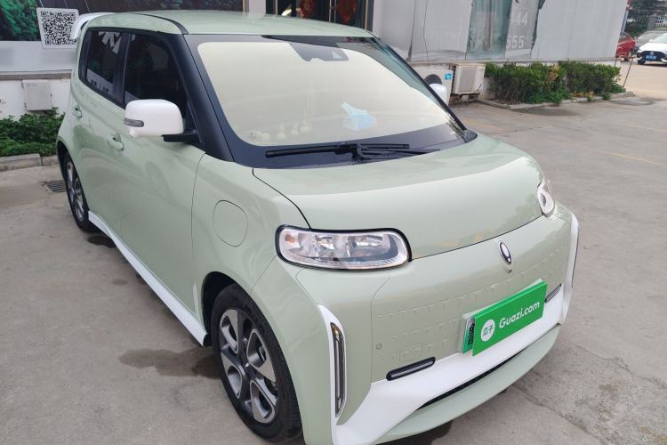 Used ORA White Cat 2022 Xiaoyue Mao Edition 401 km Flagship Model Lithium Ternary Front Right 45 Deg