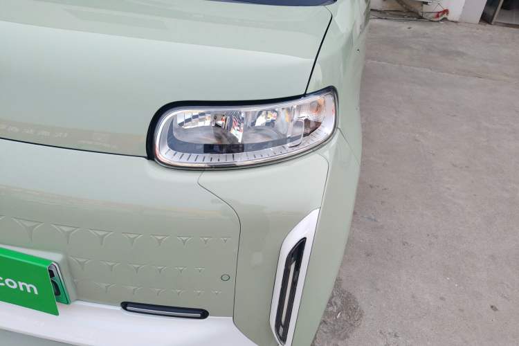 Used ORA White Cat 2022 Xiaoyue Mao Edition 401 km Flagship Model Lithium Ternary Left Front Headlight