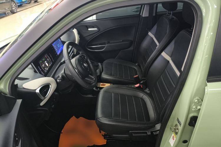 Used ORA White Cat 2022 Xiaoyue Mao Edition 401 km Flagship Model Lithium Ternary Left Front Seat