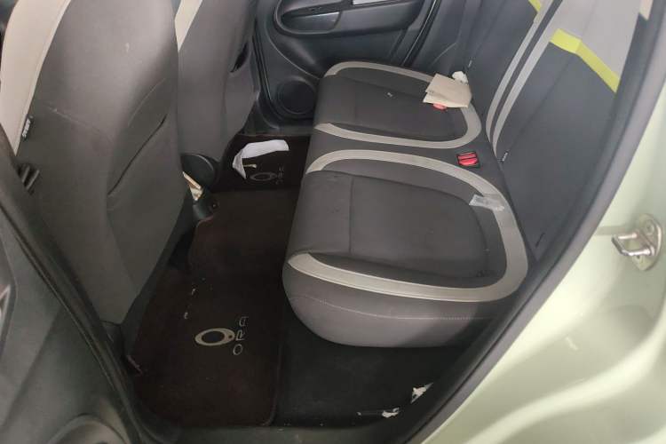 Used ORA White Cat 2022 Upgraded Model 305km Range Luxury Version Lithium-Ion Battery Left Rear Seat