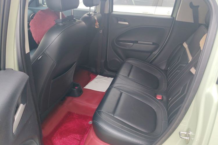 Used ORA White Cat 2022 Xiaoyue Mao Edition 401 km Flagship Model Lithium Ternary Left Rear Seat