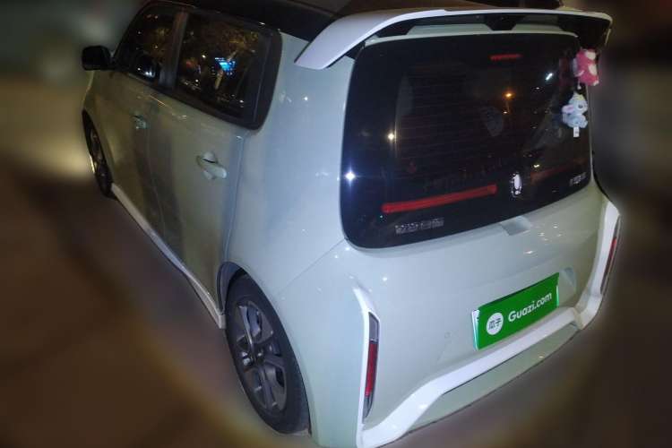 Used ORA White Cat 2022 Xiaoyue Mao Edition 360 km Luxury Model Lithium NMC Rear Left 45 Deg