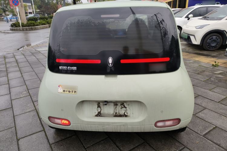 Used ORA White Cat 2022 Upgraded Model 305km Range Luxury Version Lithium-Ion Battery Rear