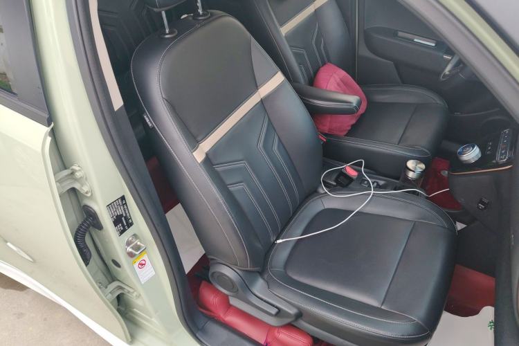 Used ORA White Cat 2022 Xiaoyue Mao Edition 401 km Flagship Model Lithium Ternary Right Front Seat