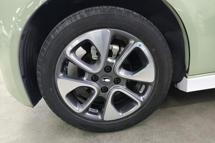 Used ORA White Cat 2022 Xiaoyue Mao Edition 401 km Flagship Model Lithium Ternary Right Rear Wheel Hub