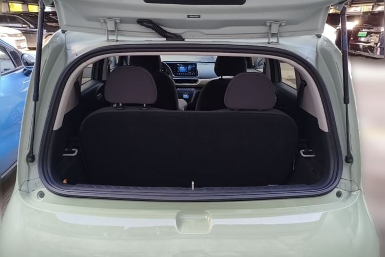 Used ORA White Cat 2022 Upgraded Model 305km Range Luxury Version Lithium-Ion Battery Trunk