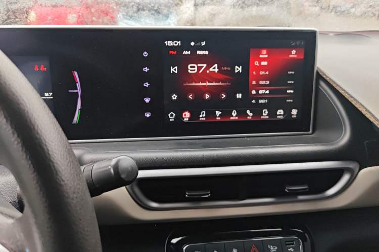 Used ORA White Cat 2022 Xiaoyue Mao Edition 360 km Luxury Model Lithium NMC Audio And AC Panel