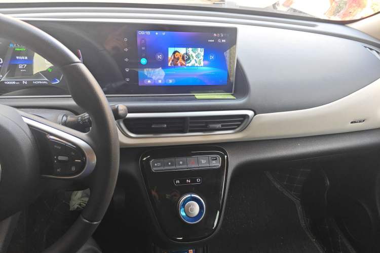 Used ORA White Cat 2022 Xiaoyue Mao Edition 401 km Flagship Model Lithium Ternary Audio And AC Panel