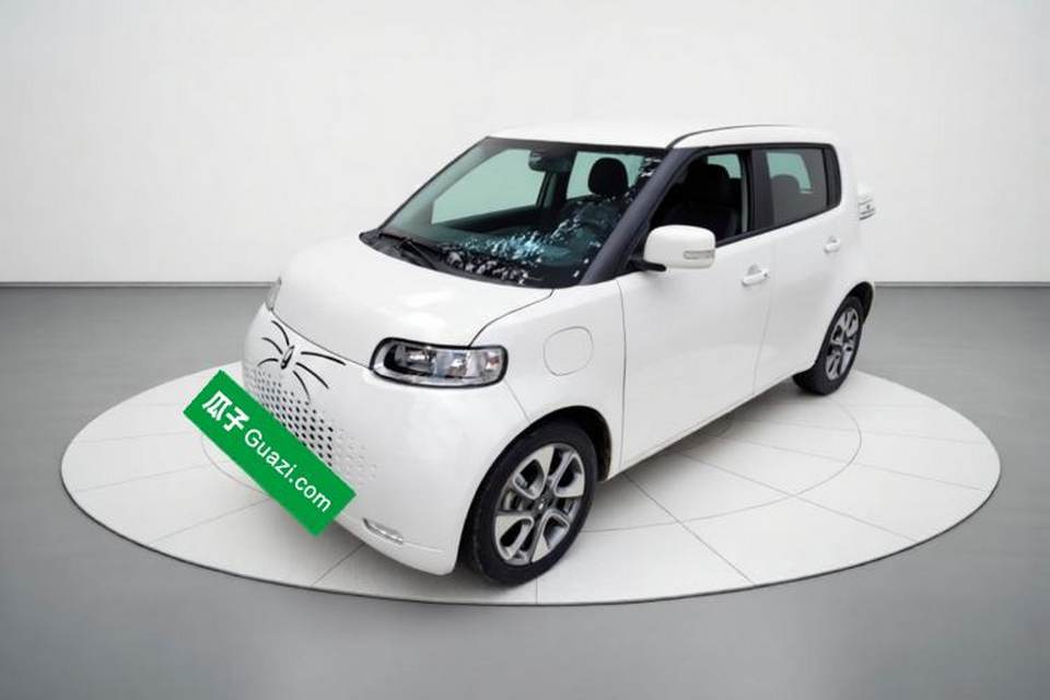 ORA White Cat 2022
