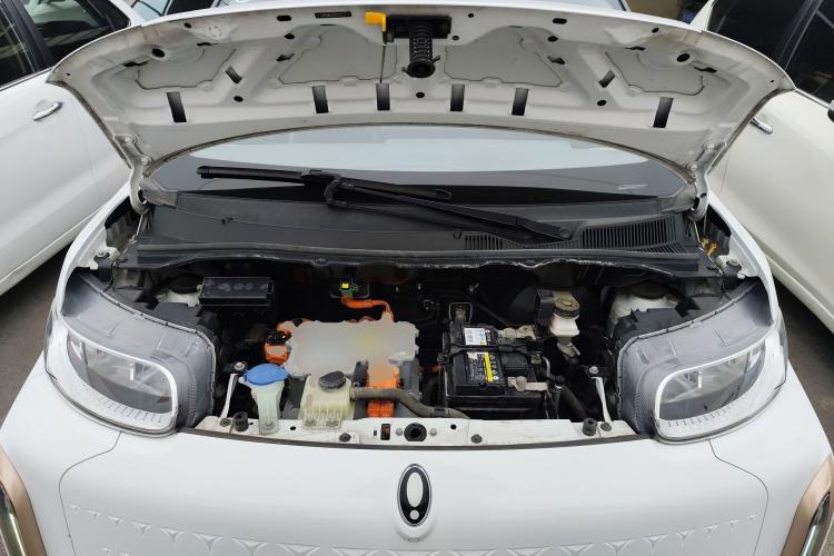 Used ORA White Cat 2022 Xiaoyue Mao Edition 360 km Luxury Model Lithium NMC Engine Bay