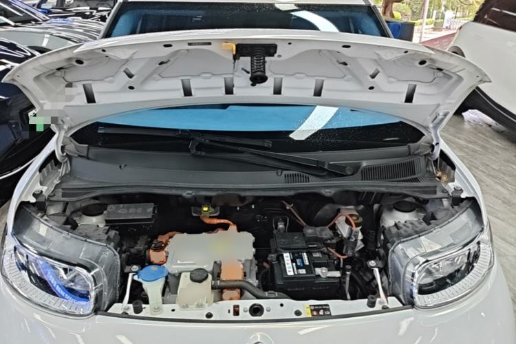 Used ORA White Cat 2022 Upgraded Model 305km Range Luxury Version Lithium-Ion Battery Engine Bay