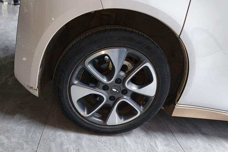 Used ORA White Cat 2022 Xiaoyue Mao Edition 360 km Luxury Model Lithium NMC Exterior 8