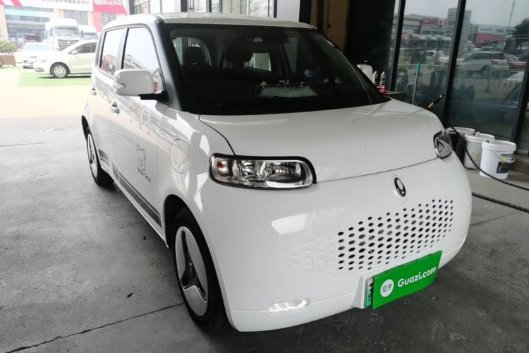 Used ORA White Cat 2022 Upgraded Model 305km Comfort Version Lithium-Ion Battery Front Right 45 Deg