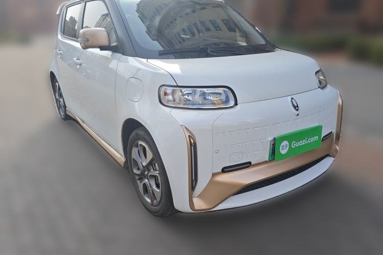 Used ORA White Cat 2022 Xiaoyue Mao Edition 401 km Flagship Model Lithium Ternary Front Right 45 Deg