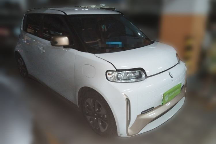 Used ORA White Cat 2022 Xiaoyue Mao Edition 360 km Luxury Model Lithium NMC Front Right 45 Deg