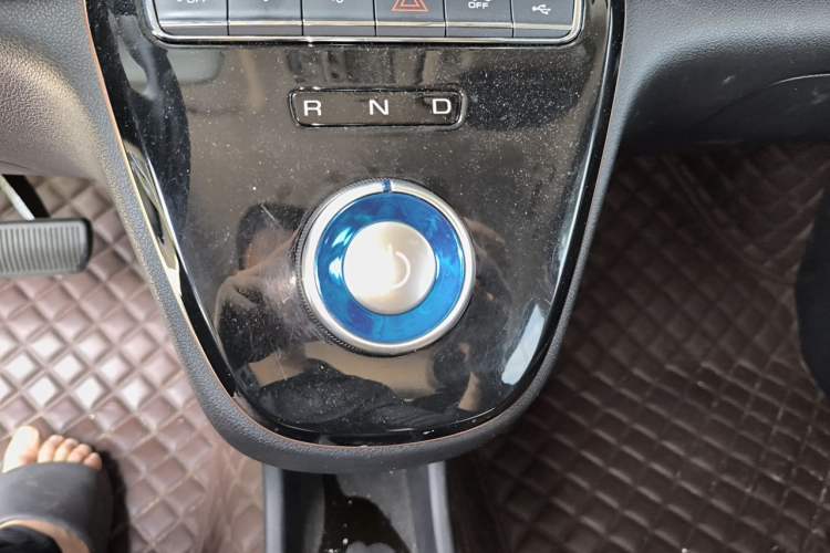 Used ORA White Cat 2022 Xiaoyue Mao Edition 401 km Flagship Model Lithium Ternary Gear Lever