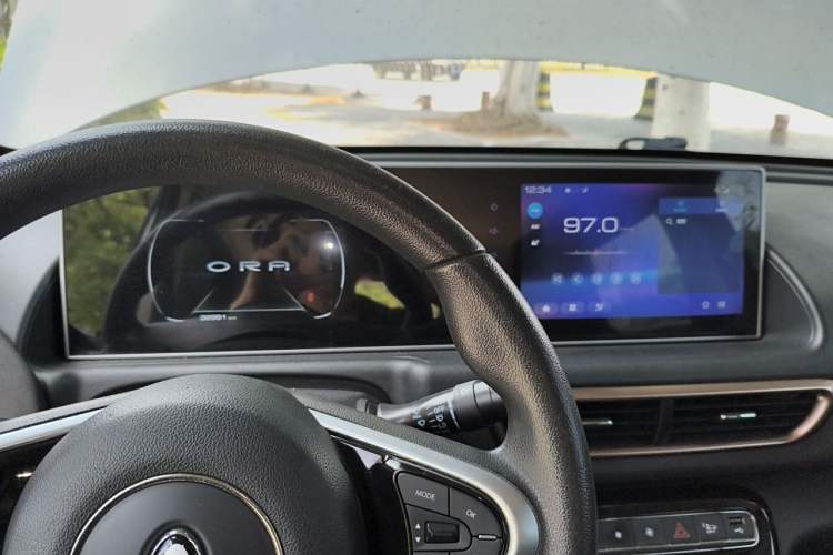 Used ORA White Cat 2022 Xiaoyue Mao Edition 401 km Flagship Model Lithium Ternary Instrument Cluster