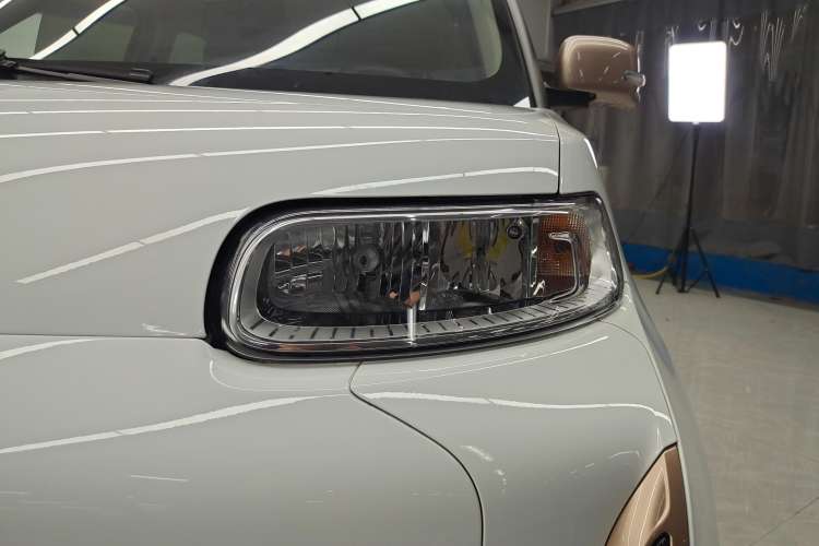 Used ORA White Cat 2022 Xiaoyue Mao Edition 401 km Flagship Model Lithium Ternary Left Front Headlight