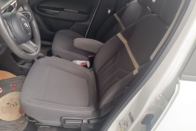 Used ORA White Cat 2022 Upgraded Model 305km Comfort Version Lithium-Ion Battery Left Front Seat