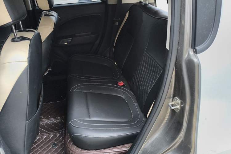 Used ORA White Cat 2022 Xiaoyue Mao Edition 401 km Flagship Model Lithium Ternary Left Rear Seat