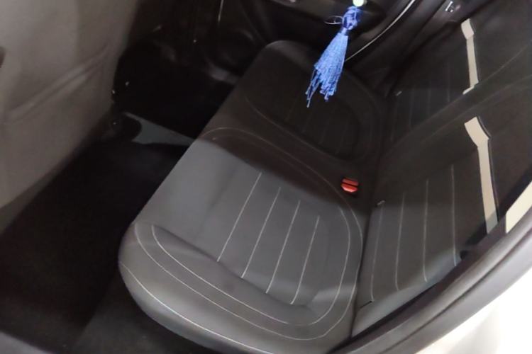 Used ORA White Cat 2022 Upgraded Model 305km Range Luxury Version Lithium-Ion Battery Left Rear Seat