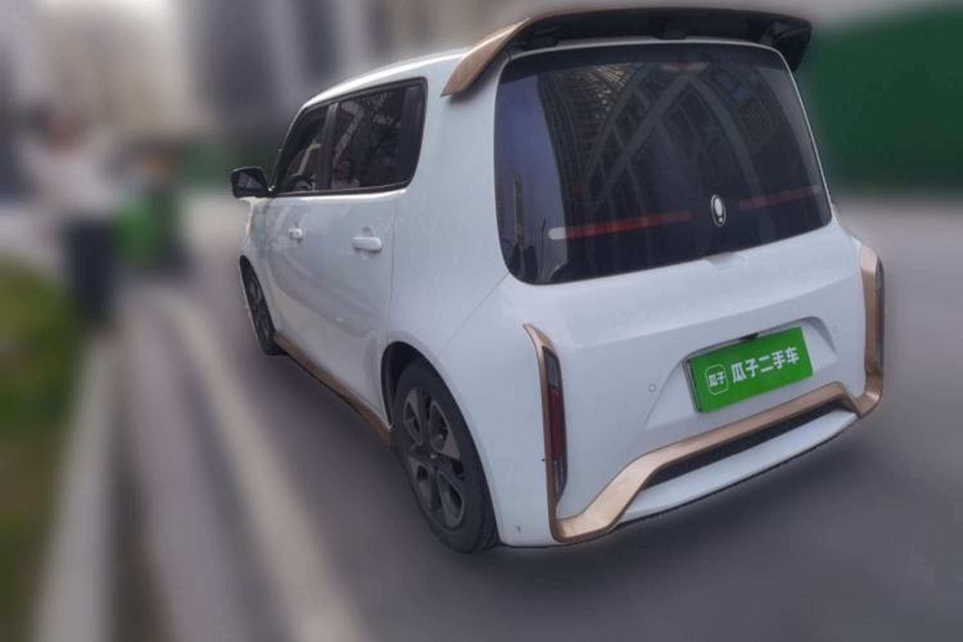 Used ORA White Cat 2022 Xiaoyue Mao Edition 401 km Flagship Model Lithium Ternary Rear Left 45 Deg
