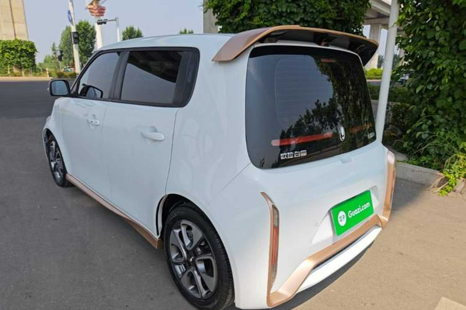 Used ORA White Cat 2022 Xiaoyue Mao Edition 360 km Luxury Model Lithium NMC Rear Left 45 Deg