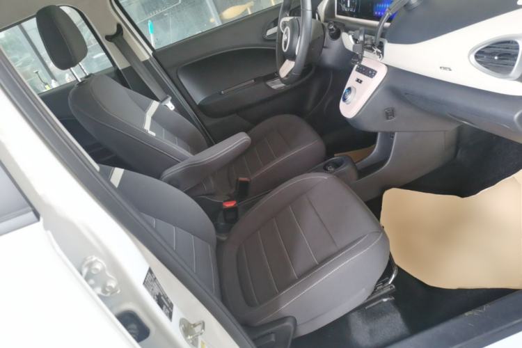 Used ORA White Cat 2022 Upgraded Model 305km Comfort Version Lithium-Ion Battery Right Front Seat