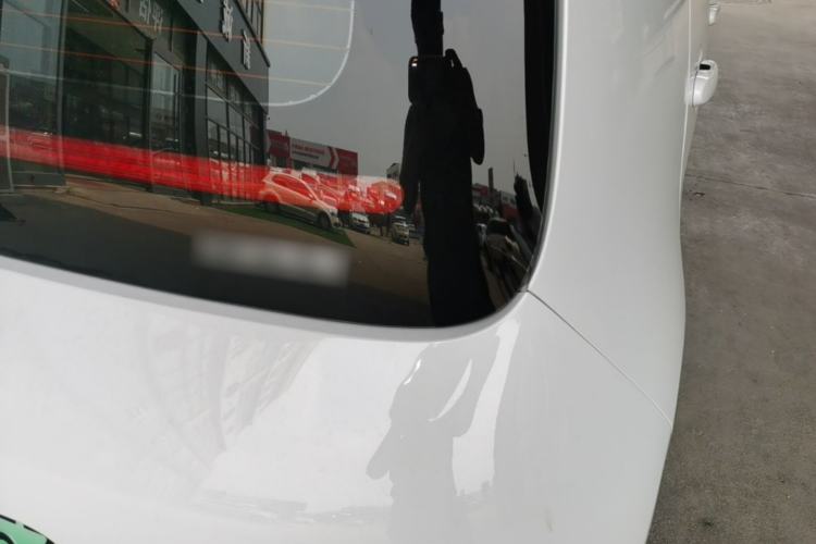 Used ORA White Cat 2022 Upgraded Model 305km Comfort Version Lithium-Ion Battery Right Rear Taillight