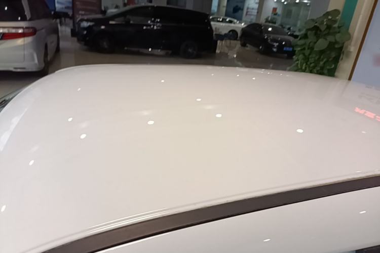 Used ORA White Cat 2022 Upgraded Model 305km Range Luxury Version Lithium-Ion Battery Roof