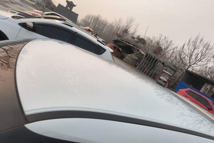 Used ORA White Cat 2022 Xiaoyue Mao Edition 360 km Luxury Model Lithium NMC Roof