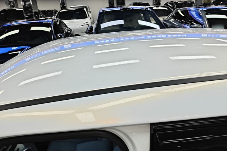 Used ORA White Cat 2022 Upgraded Model 305km Range Luxury Version Lithium-Ion Battery Roof